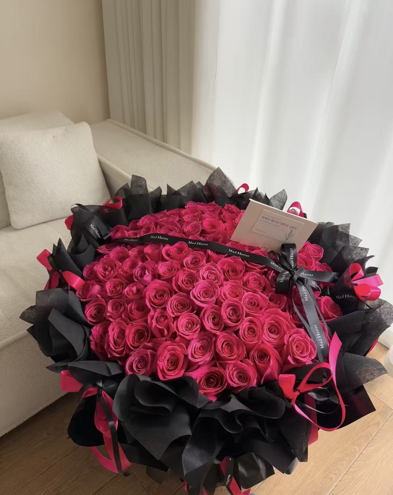 L2- Dark Pink Rose Bouquet(needs to confirm with us before you place the order)