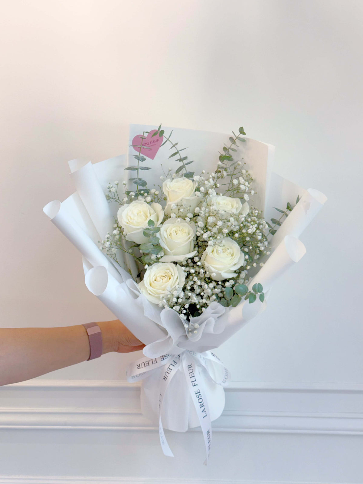 Fresh White Rose Bouquet W22
