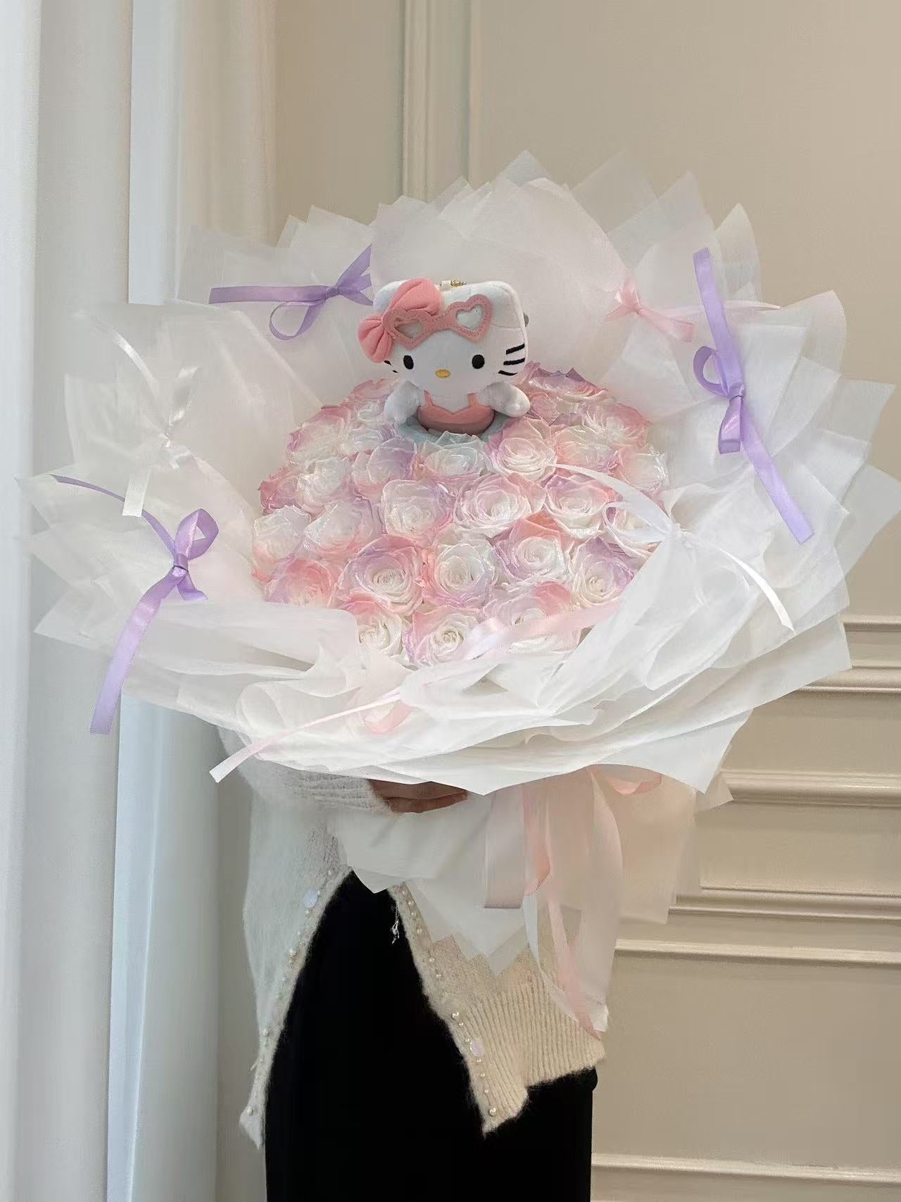 Hello Kitty Preserved Rose Bouquet 玩偶永生玫瑰花束