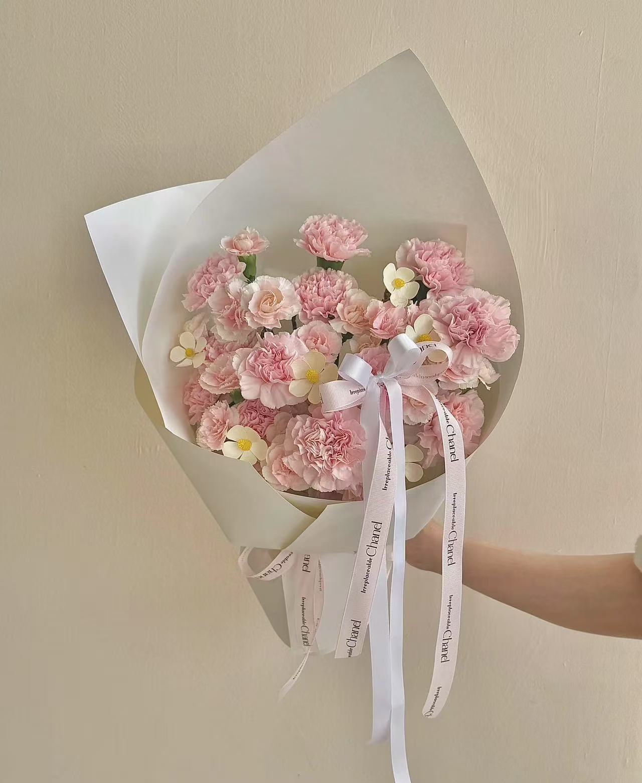C1 Carnation Bouquet 康乃馨花束