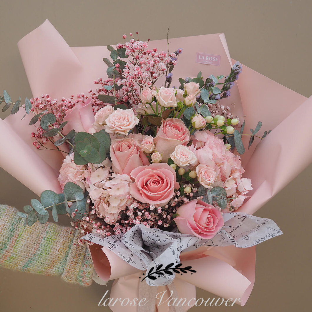 Light Pink Signature Designer's Rose Bouquet by La Rose Fleur