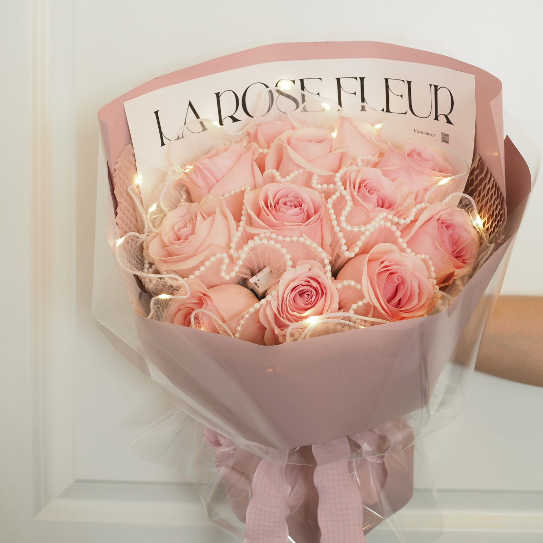 Light Pink Fresh Rose Bouquet by La Rose Fleur
