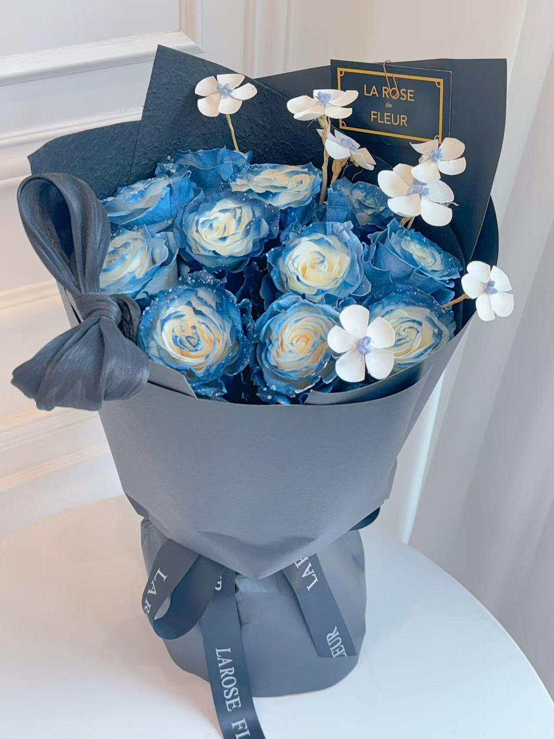 Milky Way tinted Fresh Rose bouquet-price including tax
