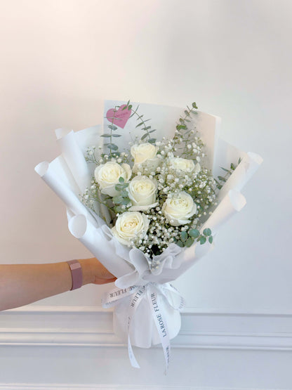 Fresh White Rose Bouquet W22