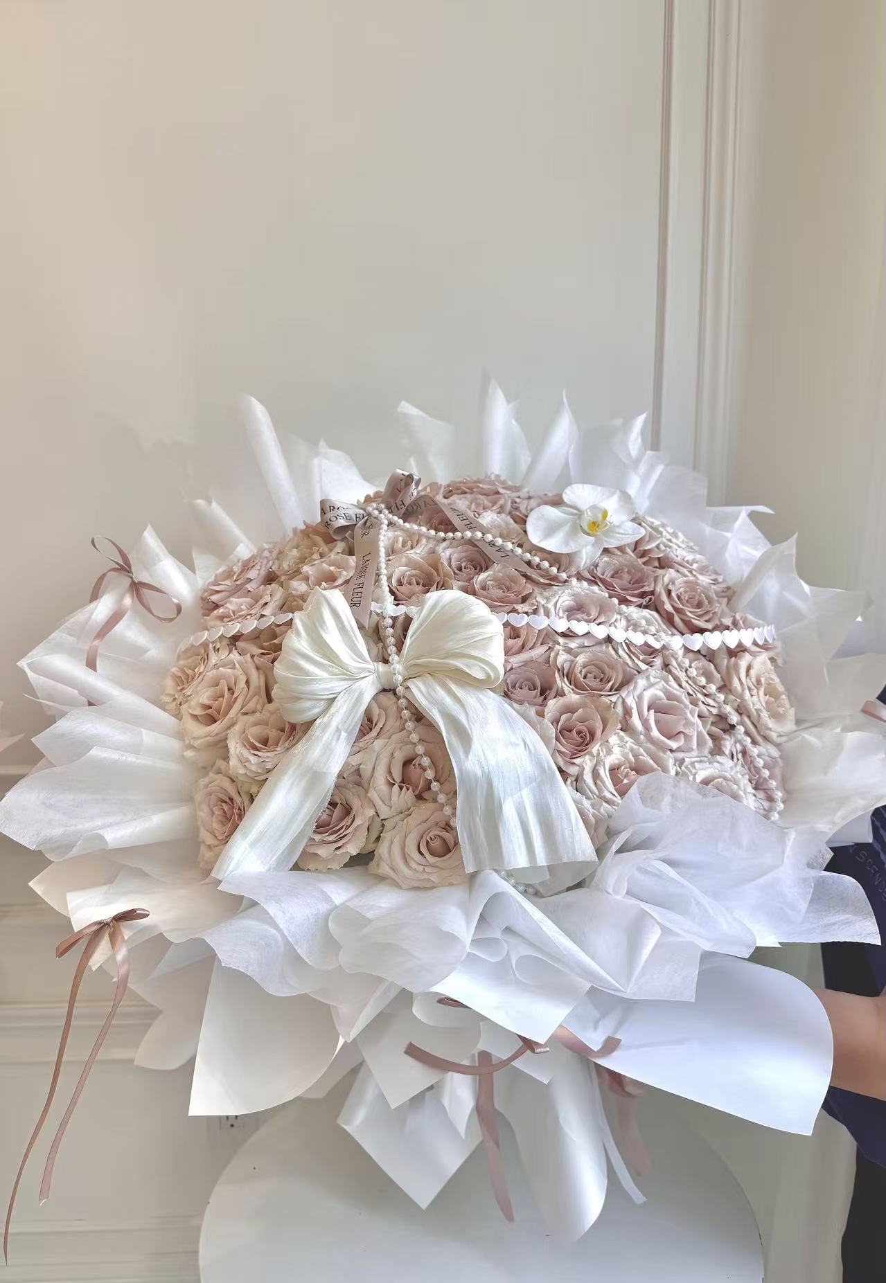 L2-Fancy Wrapping Quicksand Rose Bouquet