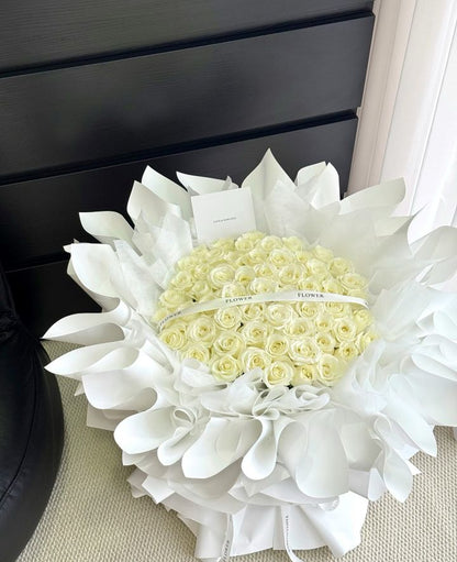 L2-Fancy wrapping white rose bouquet