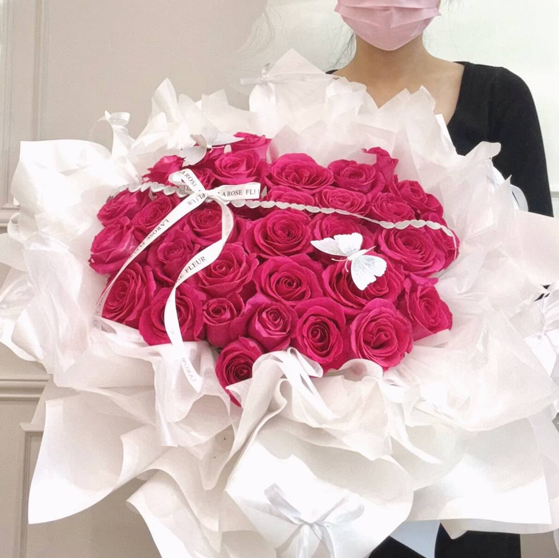 L2- Dark Pink Rose Bouquet(needs to confirm with us before you place the order)