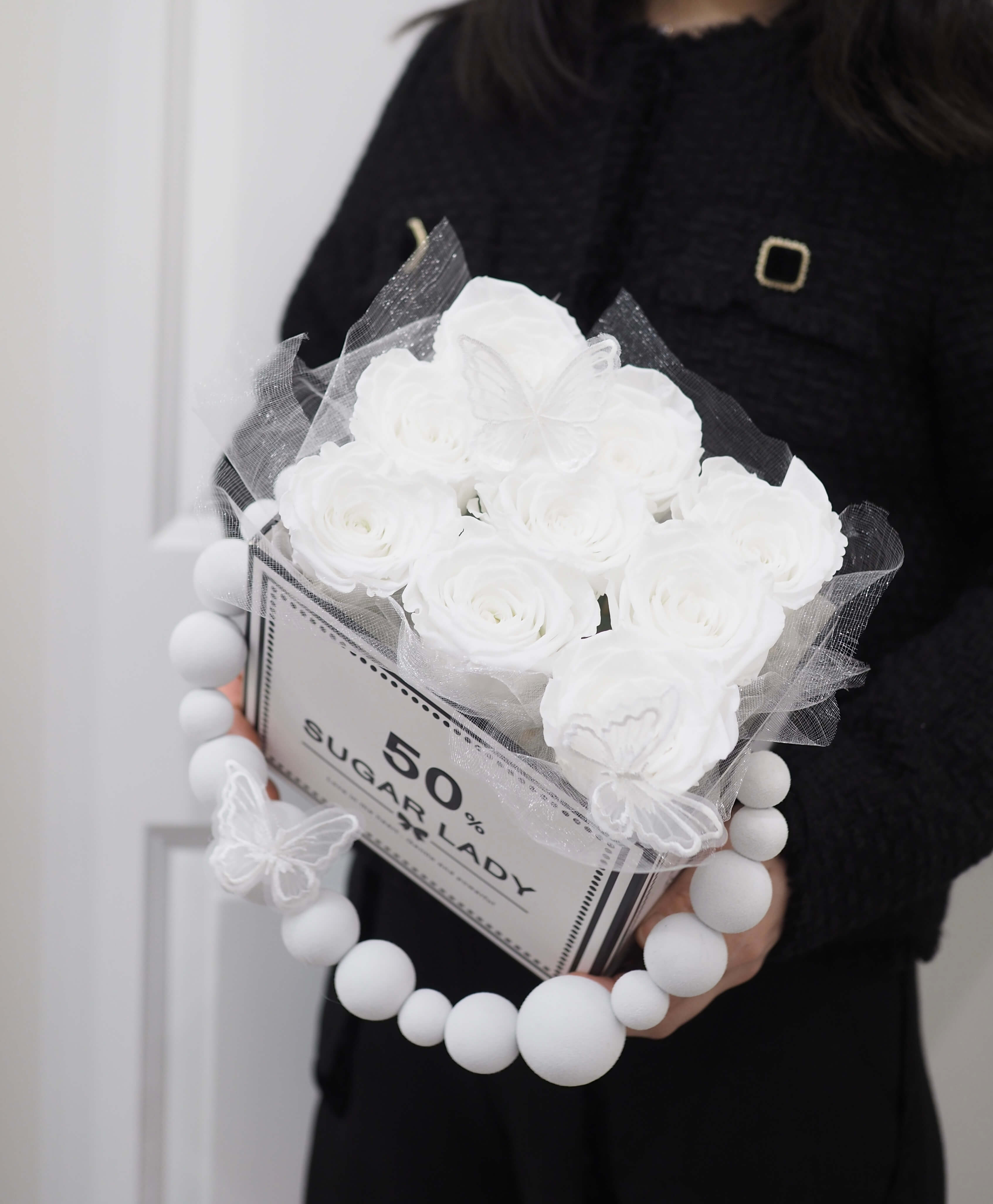 Preserved White Rose Box