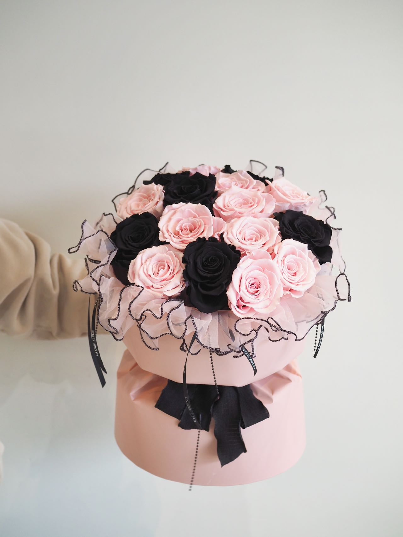 Black &amp; Pink Preserved Roses Bouquet